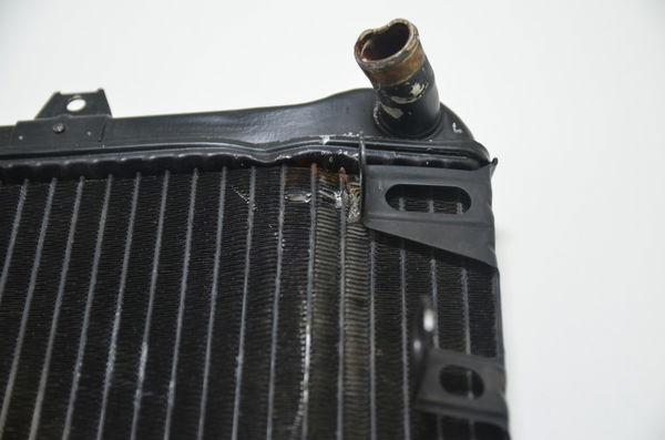 Radiador Com Avarias Yamaha V Max V-max 1200 1995 Original
