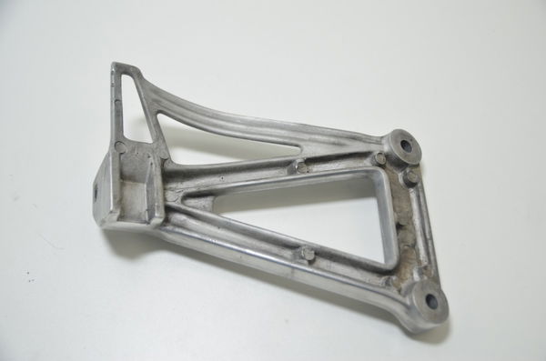 Bacalhau Traseiro Esq Yamaha Xtz 750 Super Tenere Original