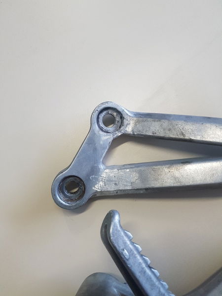 Suporte C/pedaleira Bacalhau Carona Zx 12r 00a06 Soldado