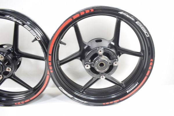 Roda Dianteira E Traseira (par) Kawasaki Ninja 650r Er6 Er-6