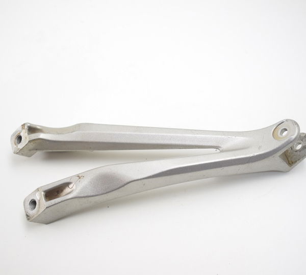 Bacalhau Traseiro Direito Suporte Yzf R1 2004-2006 Original