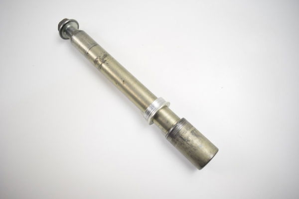 Eixo Roda Dianteiro Gsx-r Srad 1000 11-16 Original