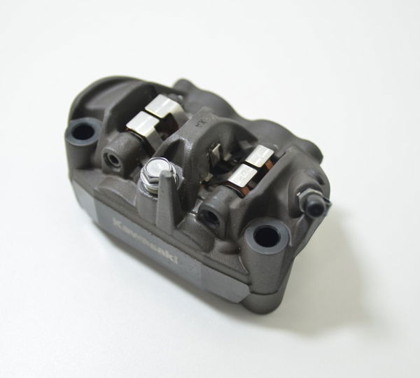 Pinça Freio Dianteiro Dir Kawasaki Versys 1000 2020 Original