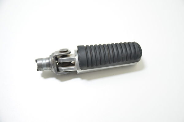 Pedaleira Dianteiro Dir Suzuki Gsx-r Srad 750 05-06 Original