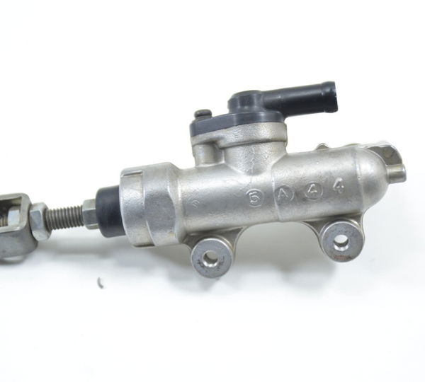 Cilindro Freio Traseiro Suzuki Gsx-r Srad 750 05-06 Original