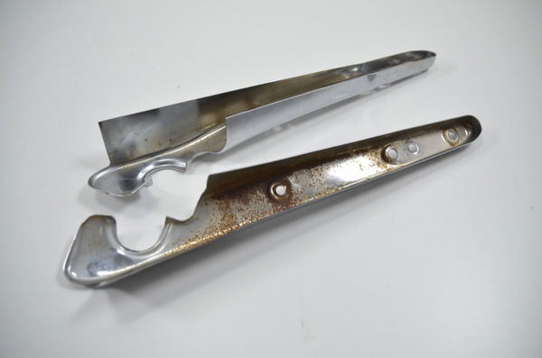 Espada Suporte Paralama Harley 883 R Original