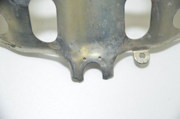 Suporte Capa Tanque Suzuki Gsx-r Srad 1000 08-10 C/avaria