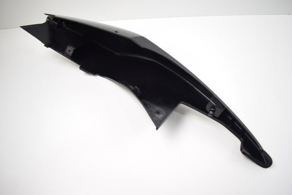 Rabeta Direita Carenagem Gsx-r Srad 1000 06-07 C/avaria