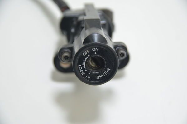 Kit Chave Ignição Tampa Gsx-r Srad 1000 08-10 Original