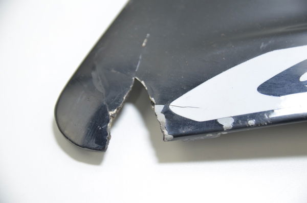 Carenagem Lateral Direita Avaria Honda Cbr 900rr 900 Rr 1996