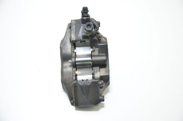 Pinça Freio Dianteiro Direito Honda Cbr 900rr 900 Rr 1996 
