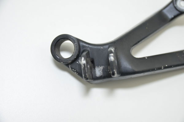 Bacalhau Traseiro Dir Honda Cbr 900rr 900 Rr 1996 Original