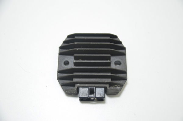 Retificador Regulador Carga Yamaha Tdm 850 1998 Original