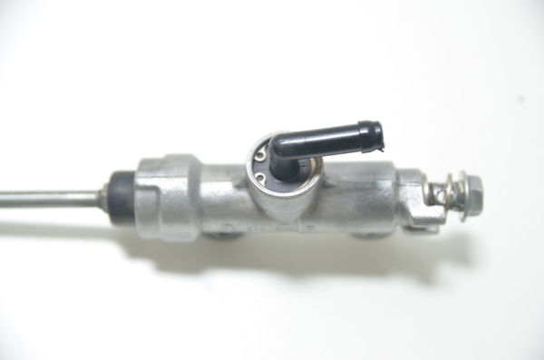 Cilindro Freio Tras Suzuki Dl 1000 V-strom 03-10 Original