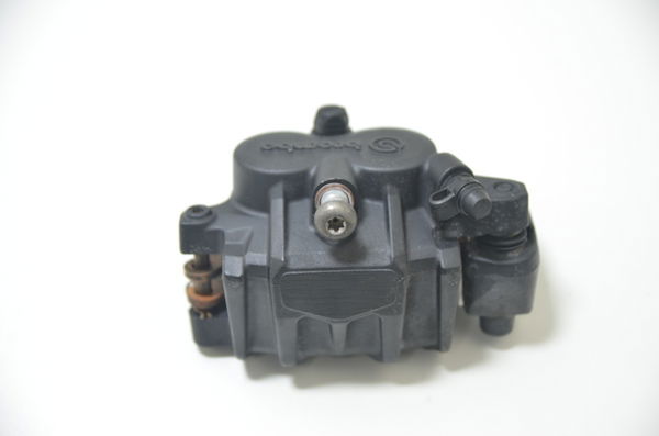 Pinça Freio Dianteiro Esq Bmw F 800 Gs F800 2016 Original