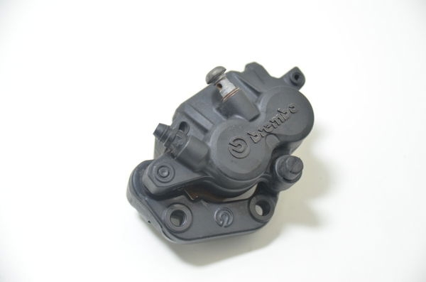 Pinça Freio Dianteiro Esq Bmw F 800 Gs F800 2016 Original