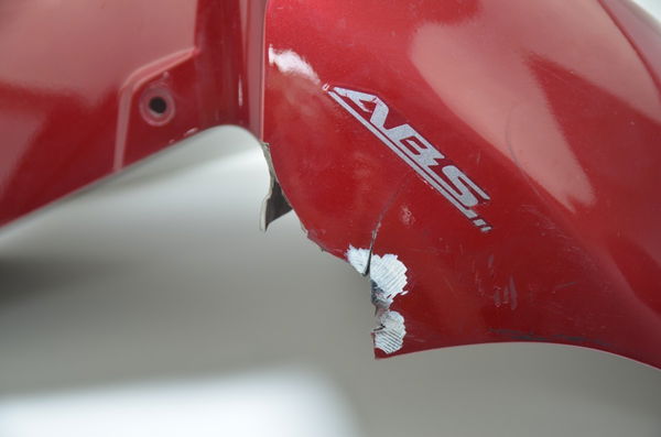 Paralama Dianteiro C/avaria Burgman 650 2007 Usado Original