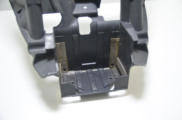 Caixa Bateria C/avaria Burgman 650 2007 Usado Original