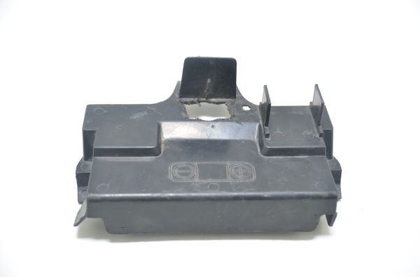 Tampa Caixa Bateria Suzuki Burgman 650 07 C/avaria Usado 