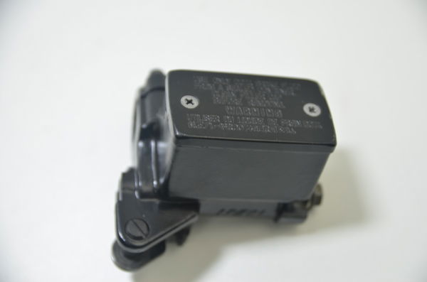 Cilindro Freio Direito Suzuki Burgman 650 07 Usado Original