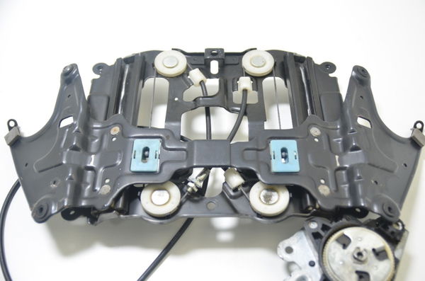 Suporte Bolha C/motor Suzuki Burgman 650 2007 Usado Original
