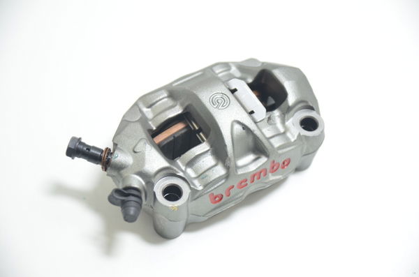 Pinça Freio Dianteiro Esquerda Ducati Multistrada 1200 2015