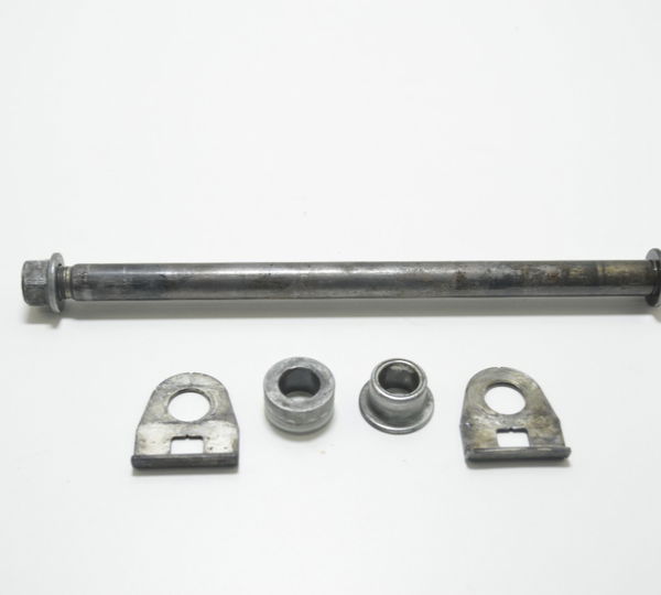 Eixo Traseiro Suzuki Bandit 650 S 2008 Carburada