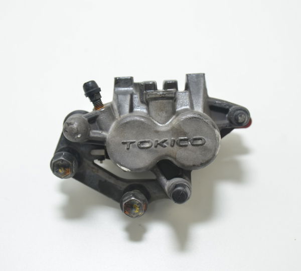 Pinça De Freio Dianteira Esq Suzuki Bandit 650 S 2008 Carbur