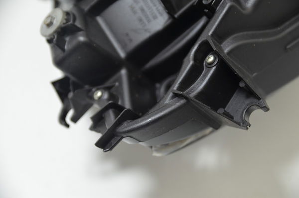 Farol C/ Avaria Suzuki Gsx 650 F 2012