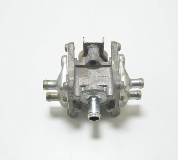 Válvula Indução De Ar Suzuki Bandit 650 S 2008 Carburada