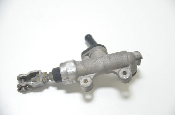 Cilindro Freio Traseiro Suzuki Gsx 750 F 91-97 Original