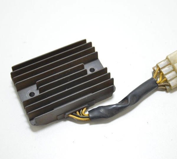 Retificador De Carga Kawasaki Ninja 900 Zx 9r 1998