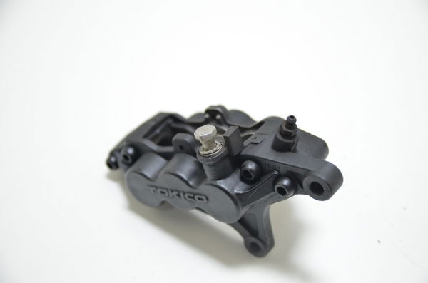 Pinça Freio Dianteiro Direito Kawasaki Ninja 900 Zx 9r 1998