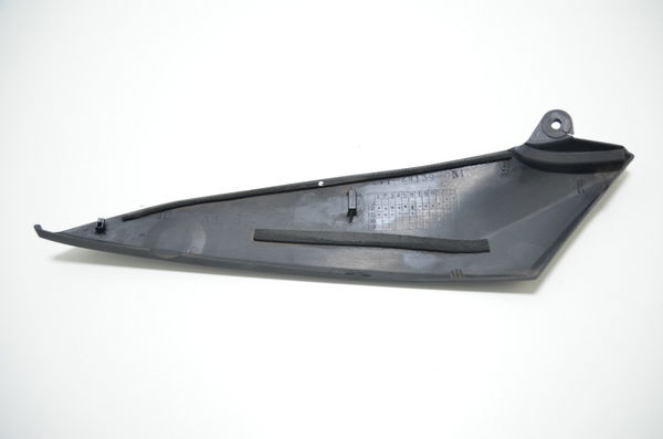 Acabamento Lateral Dir C/avaria Yamaha Yzf R1 04-06 Original