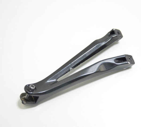 Suporte Pedaleira Traseira Dir Yamaha Yzf R1 04-06 Original