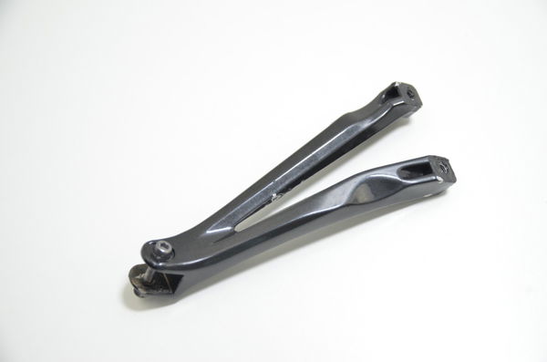 Suporte Pedaleira Traseira Dir Yamaha Yzf R1 04-06 Original