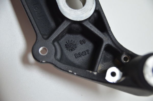 Suporte Motor Esquerdo Mv Agusta F4 2015 Original