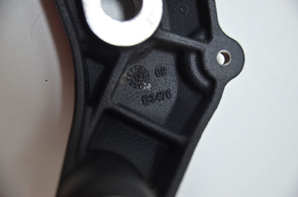 Suporte Motor Direito Mv Agusta F4 2015 Original