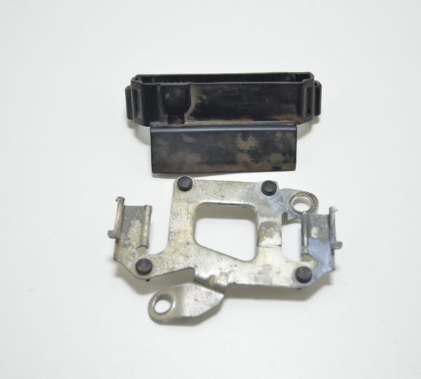 Suporte E Capa Modulo Principal Mv Agusta F4 2015 Original