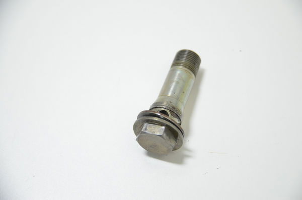Parafuso Resfriador Óleo Yamaha Yzf R1 2004-2006 Orig