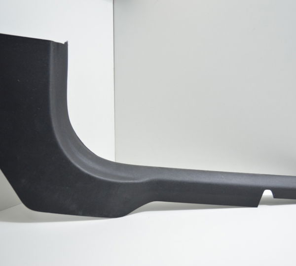 Acabamento Soleira Direita Gm Onix 1.0 Lt 2016