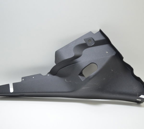 Acabamento Traseiro Direito Gm Onix 1.0 Lt 2016