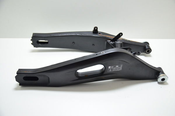 Balança C/ Detalhes Yamaha Mt 07 Mt07 Mt-07 2022 Orig