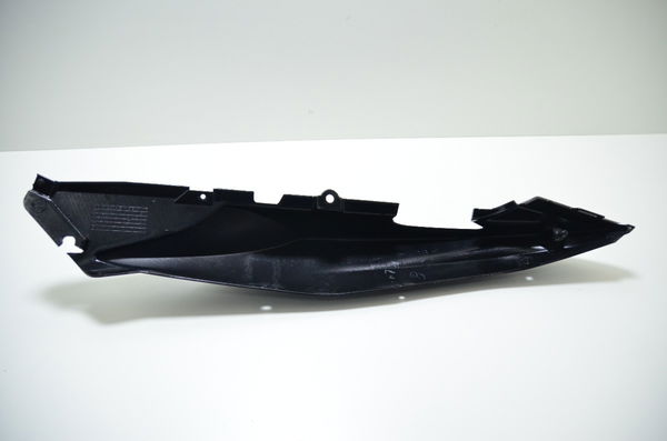 Carenagem Rabeta Dir C/avaria Yamaha Ys 250 Fazer 10-17 Orig