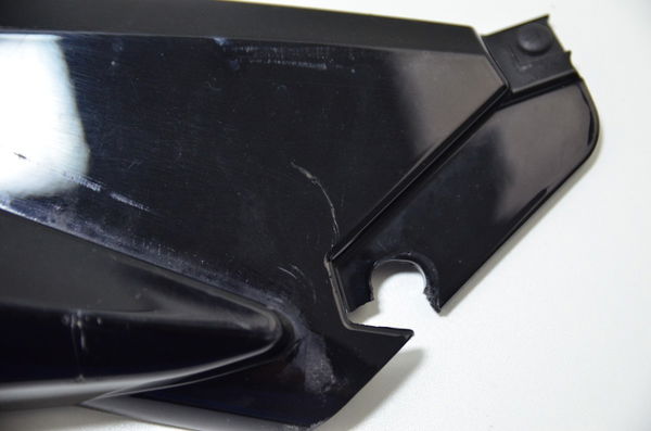 Carenagem Rabeta Dir C/avaria Yamaha Ys 250 Fazer 10-17 Orig