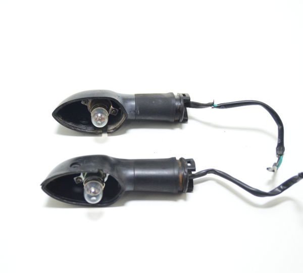 Par Pisca Dianteiro S/ Lente Yamaha Ys 250 Fazer 10-17 Orig Preto