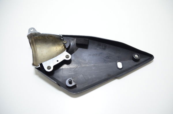 Carenagem Lateral Direito Suzuki Bandit 1200 Carburada 99-06