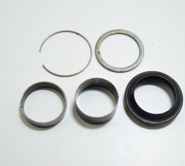 Jogo Trava Guarda Pó Bengala Yamaha Xj6 2012 Orig