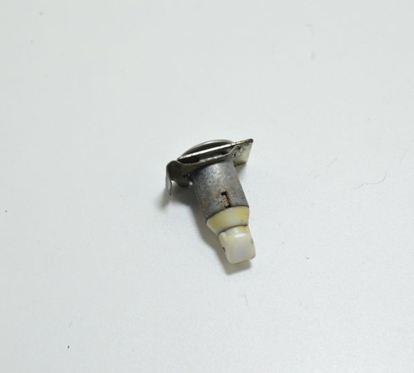 Trava Caixa Bateria Honda Cg 150 Esd 04-08 Original