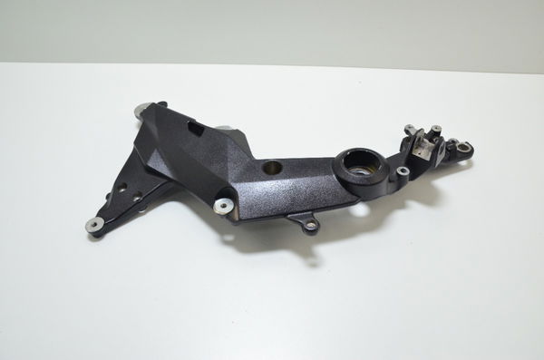 Suporte Motor Pedaleir Dir Ducati Multistrada 1200 2010 Orig